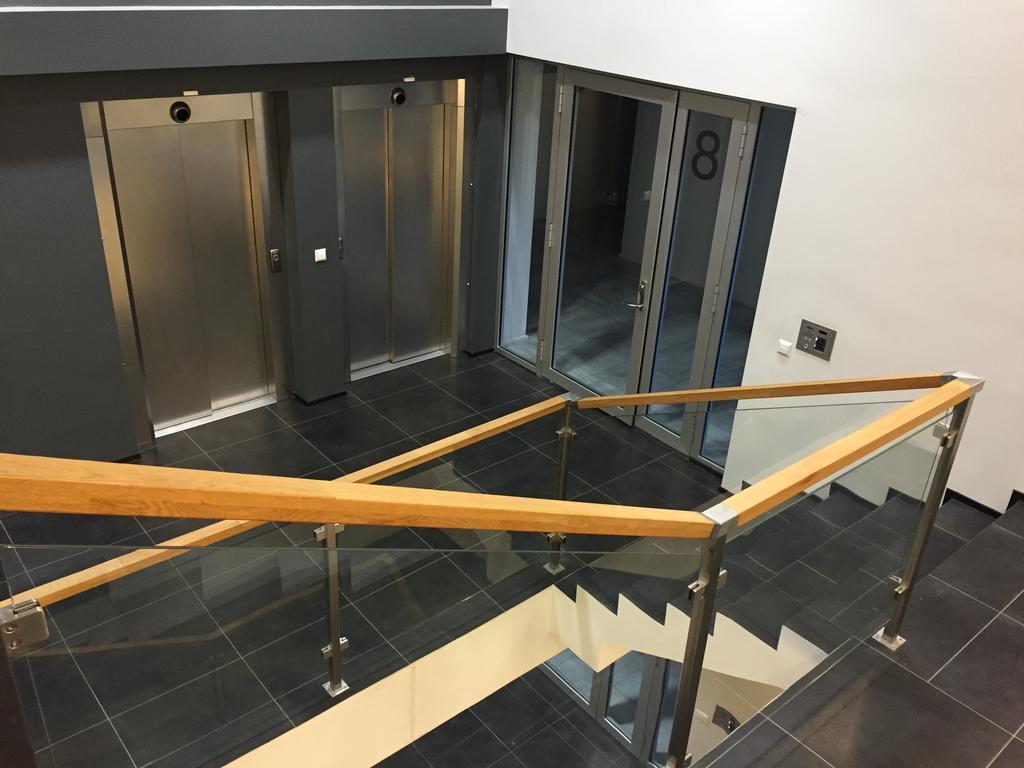 View Apartment, Free Parking Apartment *